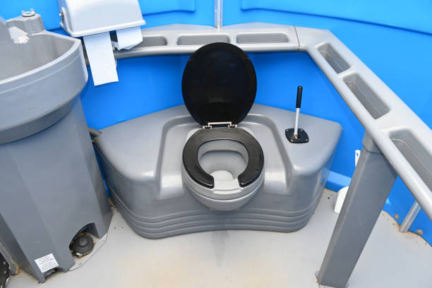 Best Portable restroom trailer rental  in Southgate, MI